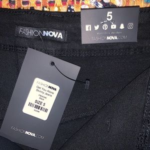 NWT fashion nova stretchy black soft jeans